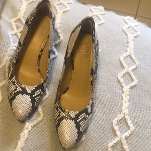 Naturalizer brand new faux snakeskin pumps